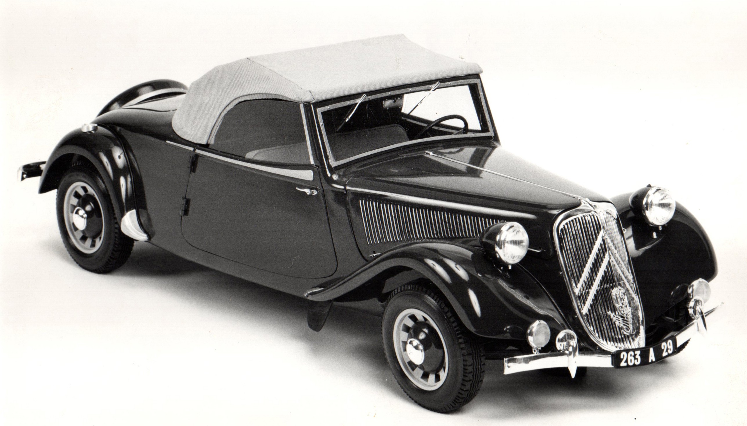 1939 Maquette Traction 15 cabriolet 1/8ème