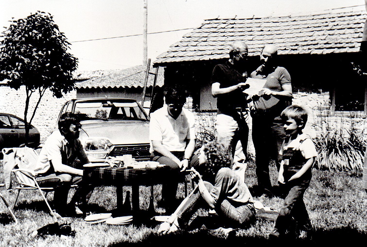 1982 Barbecue et concours de gateaux chez Marie et Etienne !